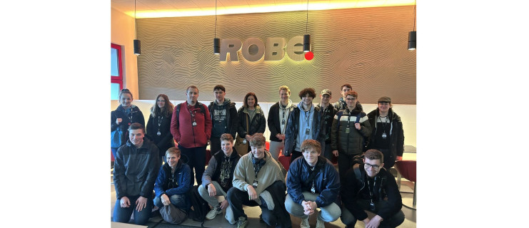 IT4B na exkurzi ve firmě Robe